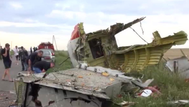 Авиакатастрофа над Украиной: все, кто был в "Боинге", погибли