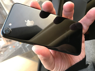Мобильные кошельки: Apple обвинили в злоупотреблениях