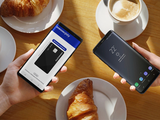 Российский суд запретил работу Samsung Pay