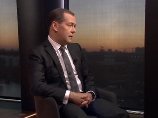 Медведев о Байдене: раздвоение личности – штука в политике небезопасная