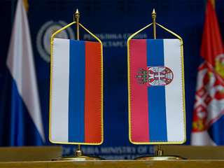 Сербия не собирается портить отношения с Россией и Китаем