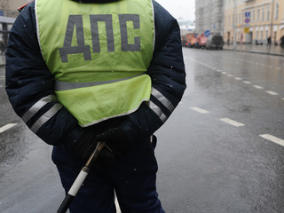 Автобус и маршрутка столкнулись в Москве, пострадали два человека