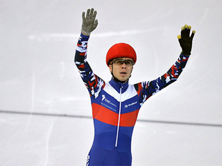 Елистратов завоевал золото в многоборье на чемпионате Европы по шорт-треку