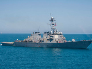 USS Ross вошел в Черное море