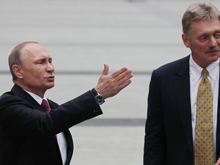Песков объяснил, почему Путин терпеливо повторяет по 100 раз