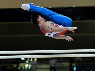 Артур Далалоян готовится к чемпионату России по гимнастике