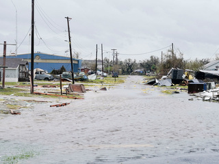 Жертвами наводнения в Теннесси стали 17 человек