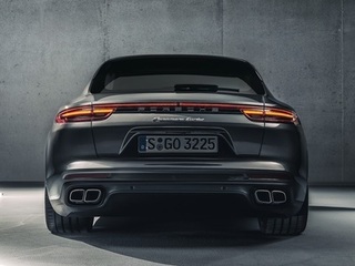 Porsche отзывает Taycan и Panamera: без ремонта они могут попасть в ДТП