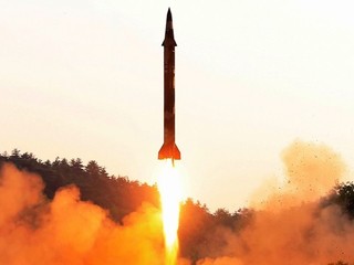 Япония подтвердила запуск баллистических ракет КНДР в направлении Японского моря