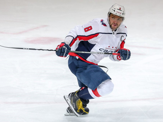 Овечкин вошел в сотню лучших ассистентов НХЛ