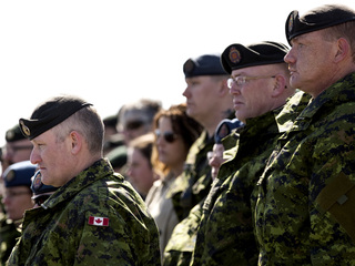 Канада перебрасывает войска на запад от Днепра