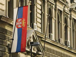 Сербия винит ЕС в раздувании косовского конфликта