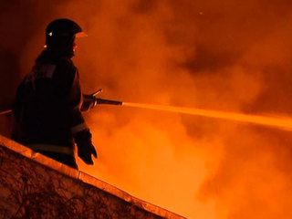 Пожар на площади более 430 