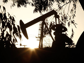 Боррель предложил ограничить импорт индийских нефтепродуктов из нефти РФ
