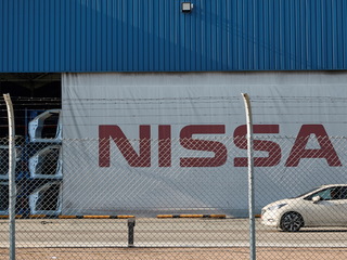 Nissan может сократить выпуск авто из-за нехватки полупроводников