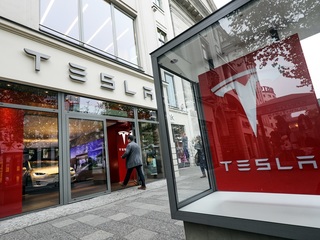 Владельцам Tesla разрешат делиться автомобилями