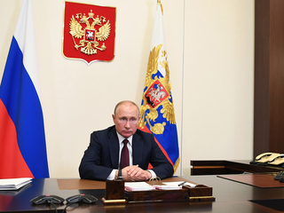 Путин отметил роль СМИ в патриотическом воспитании
