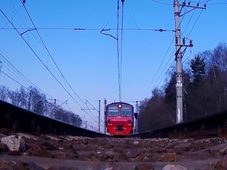 В Новосибирской области две девочки погибли под колесами электрички
