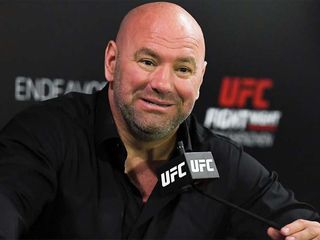 Глава UFC Уайт предпочел просмотр бокса во время турнира по ММА