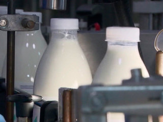 ВШЭ: введение маркировки замедлило рост цен на молочную продукцию