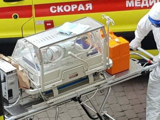 В Воронеже ещё одна женщина с COVID-19 родила в "красной зоне" здорового малыша