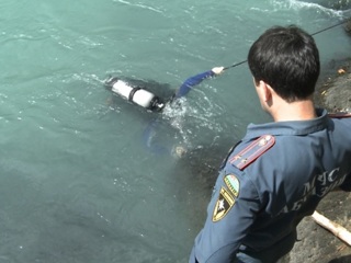 В Абхазии на глубине четырех метров найдено тело погибшей туристки из России