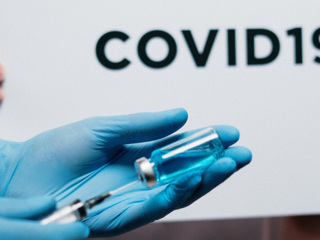 В России запустили промышленное производство вакцины от коронавируса