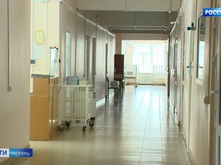 Трое сотрудников пермской горбольницы заболели коронавирусом