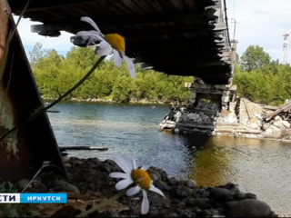 Шел третий десяток лет. Мост между Новоснежной и Выдрино может разрушиться в любой момент