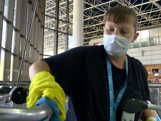 В сочинском аэропорту усилена работа по дезинфекции