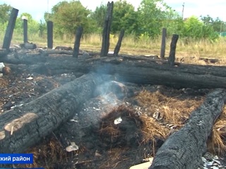 В Архангельском районе Башкирии сгорел дом многодетной семьи