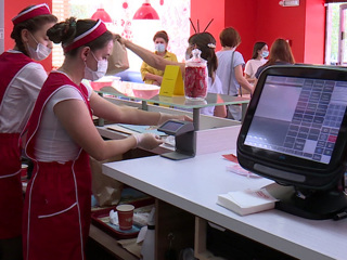 Ресторанный бизнес Оренбуржья из-за пандемии лишился 45% сотрудников