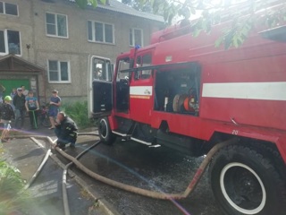 В Суздале  из-за пожара эвакуировали жильцов многоквартирного дома