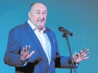 Прощание с Борисом Клюевым пройдет в Малом театре