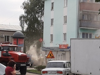 Запертый в машине школьник заживо сгорел на глазах бабушки и дедушки