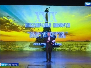 Звезды театра и кино прибыли в Севастополь на 