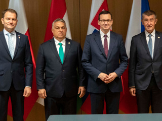 Вышеградская четверка готова отменить визы для граждан Белоруссии