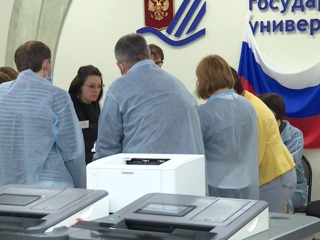 Действующий глава региона лидирует на выборах в Костроме