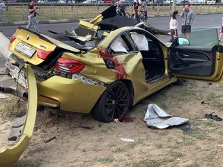 Дрифт на золотом BMW закончился гибелью трех человек в Краснодаре