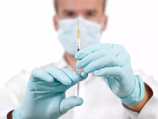 В Челябинск поступила первая партия вакцины от коронавируса