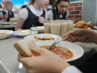 Школы Оренбурга подвели первые итоги организации горячего питания