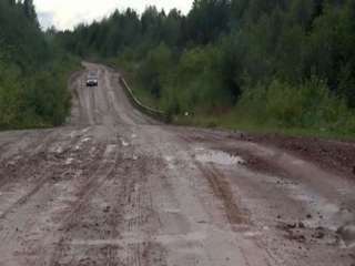 В Архангельской области дороги превратились в грязное месиво