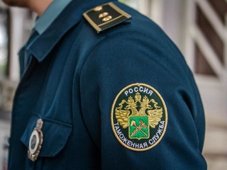 В Краснодаре приставы арестовали внедорожник за долг в миллион рублей