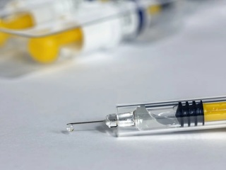 В Саратовский регион привезут более 2 тысяч вакцин от коронавируса