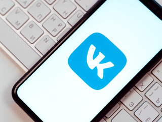"ВКонтакте" оштрафовали на 1,5 миллиона рублей за ролики с призывами к митингам