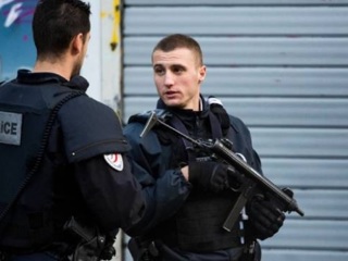 Задержан напавший с мачете на прохожих в Париже