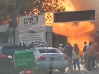 В центре Сочи прогремел взрыв, обгорел один человек. Видео