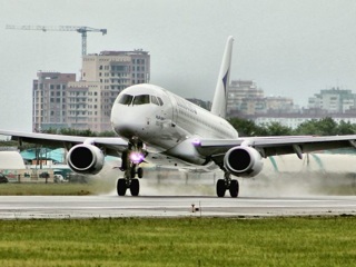 Новый субсидируемый авиарейс запущен из Владивостока