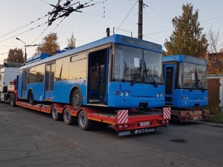 В Петрозаводск привезли троллейбусы из Москвы