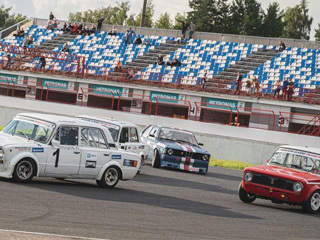 Автомобильная "Классика 1000" пройдет на Moscow Raceway